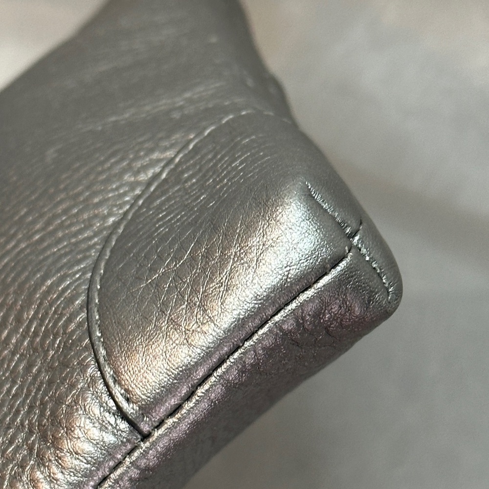Karl Lagerfeld Metallic Silver Crossbody Bag - Picture 4 of 11